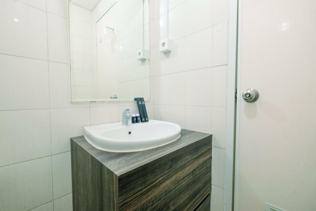 Elegant And Modern 2Br Apartment At Signature Park Grande By Travelio Jakarta Exteriör bild